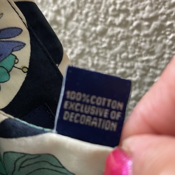 Robert Graham Button Down. New without Tags. Never worn - Picture 7 of 8